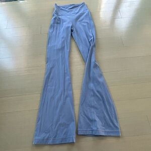 Lululemon Groove Super-High-Rise Flared Pant Nulu